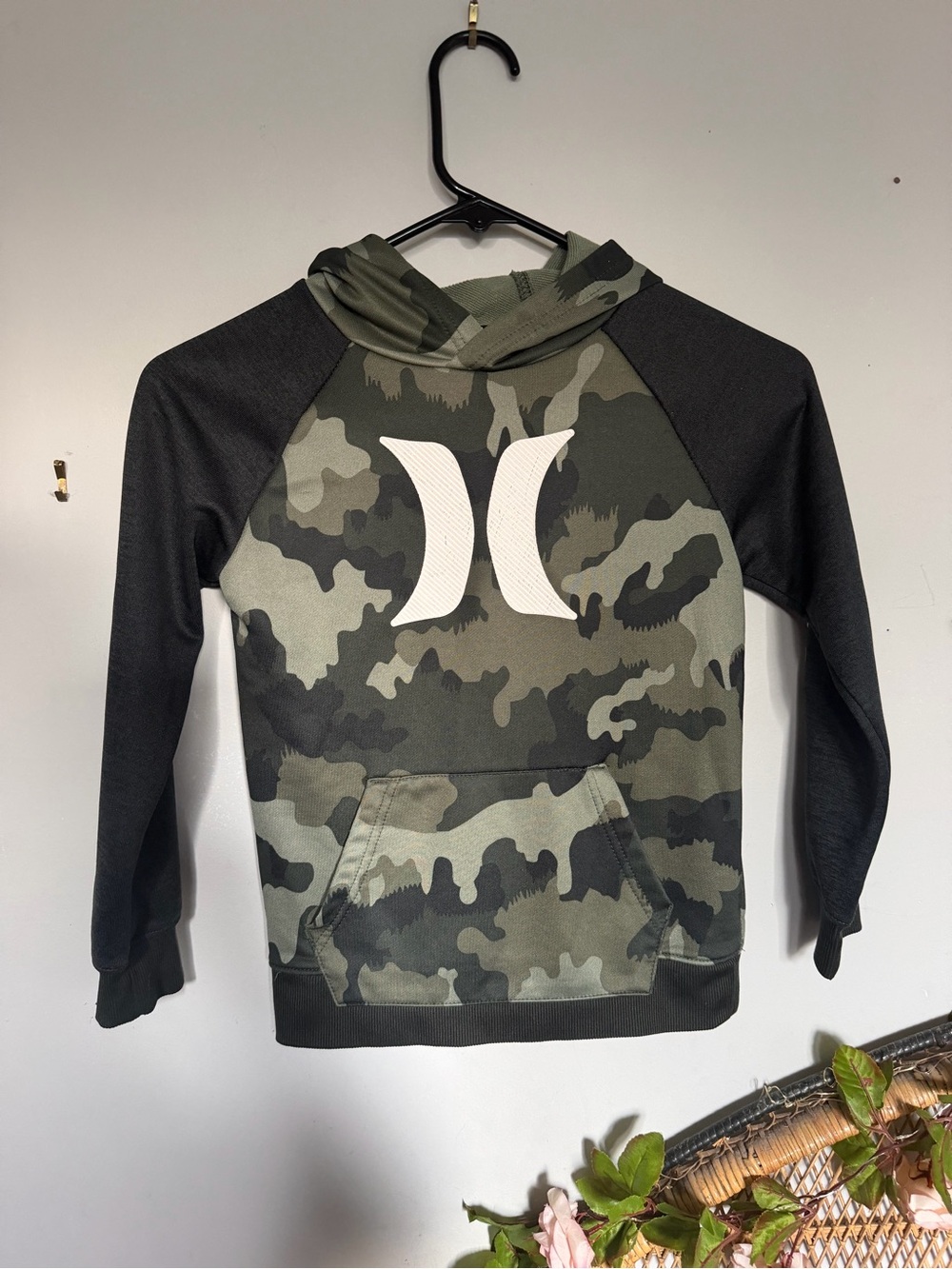 Hurley/Nike Dri fit Kids Camo Hooded Sweatshirt in Green and Black